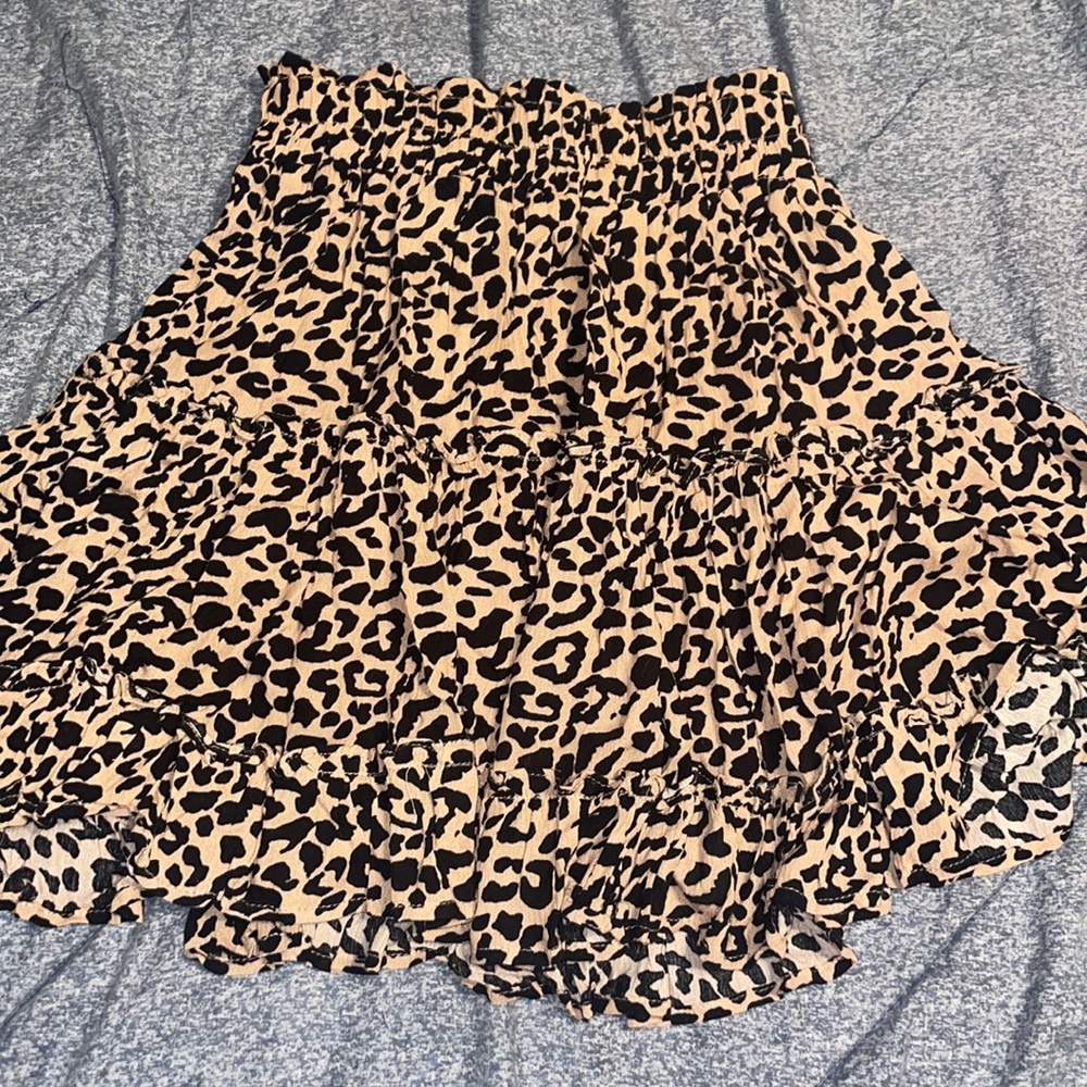 Leopard skirt